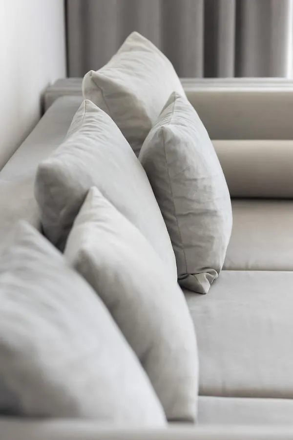 Praga Arte Apartments With Parking & Balcony By Noclegi Renters Warsaw